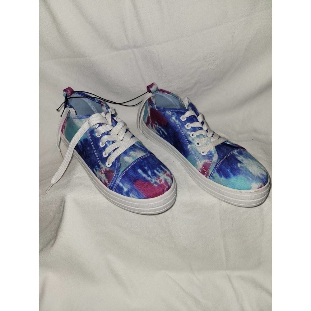 NEW Tiedye shoes size 9/10 women